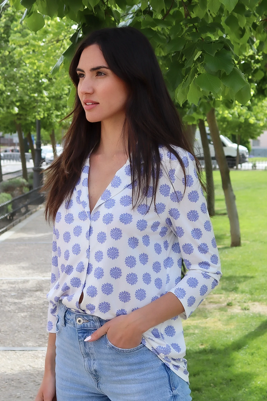 CAMISAS Y BLUSAS